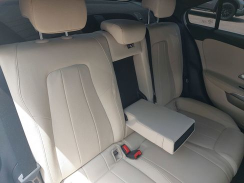Used 2019 Mercedes-Benz A 220 image 11