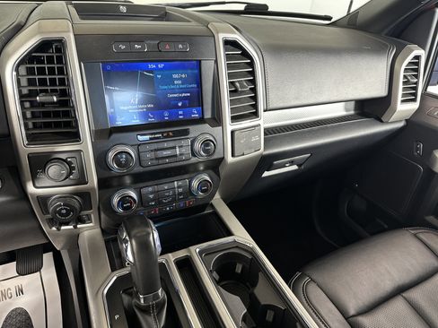 Used 2019 Ford F150 Lariat w/ Equipment Group 502A Luxury image 4