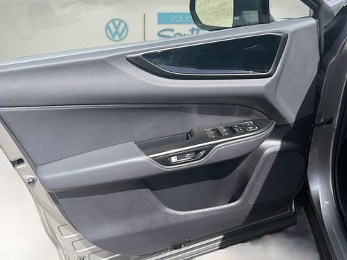 Used 2024 Lexus NX 250 NX 250 w/ Towing Package (2000 Lbs) image 17