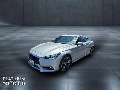 Used 2019 INFINITI Q60 3.0t Luxe w/ Essential Package AWD/4WD image 6