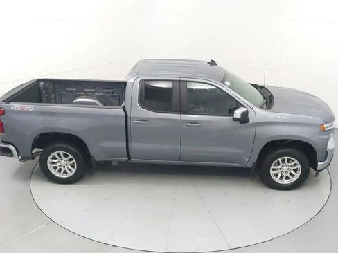 Used 2021 Chevrolet Silverado 1500 LT AWD/4WD image 42