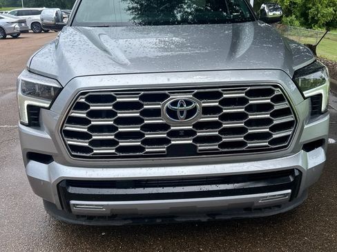 Used 2023 Toyota Sequoia Capstone AWD/4WD image 2