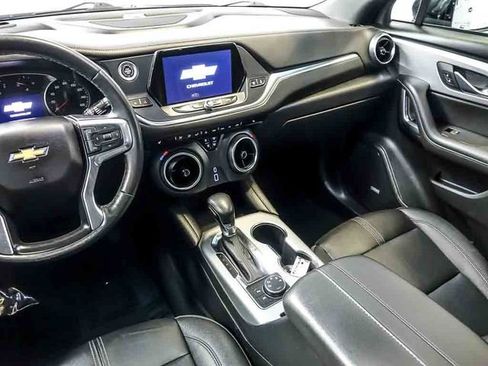 Used 2022 Chevrolet Blazer LT w/ Sound & Technology Package AWD/4WD image 18