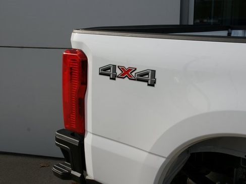 New 2026 Ford F250 XL w/ F-250 >10K GVWR Package image 12