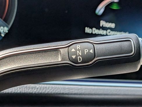 Used 2021 Mercedes-Benz GLE 450 4MATIC image 13