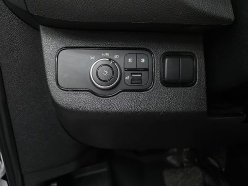 Used 2024 Mercedes-Benz Sprinter 2500 image 25