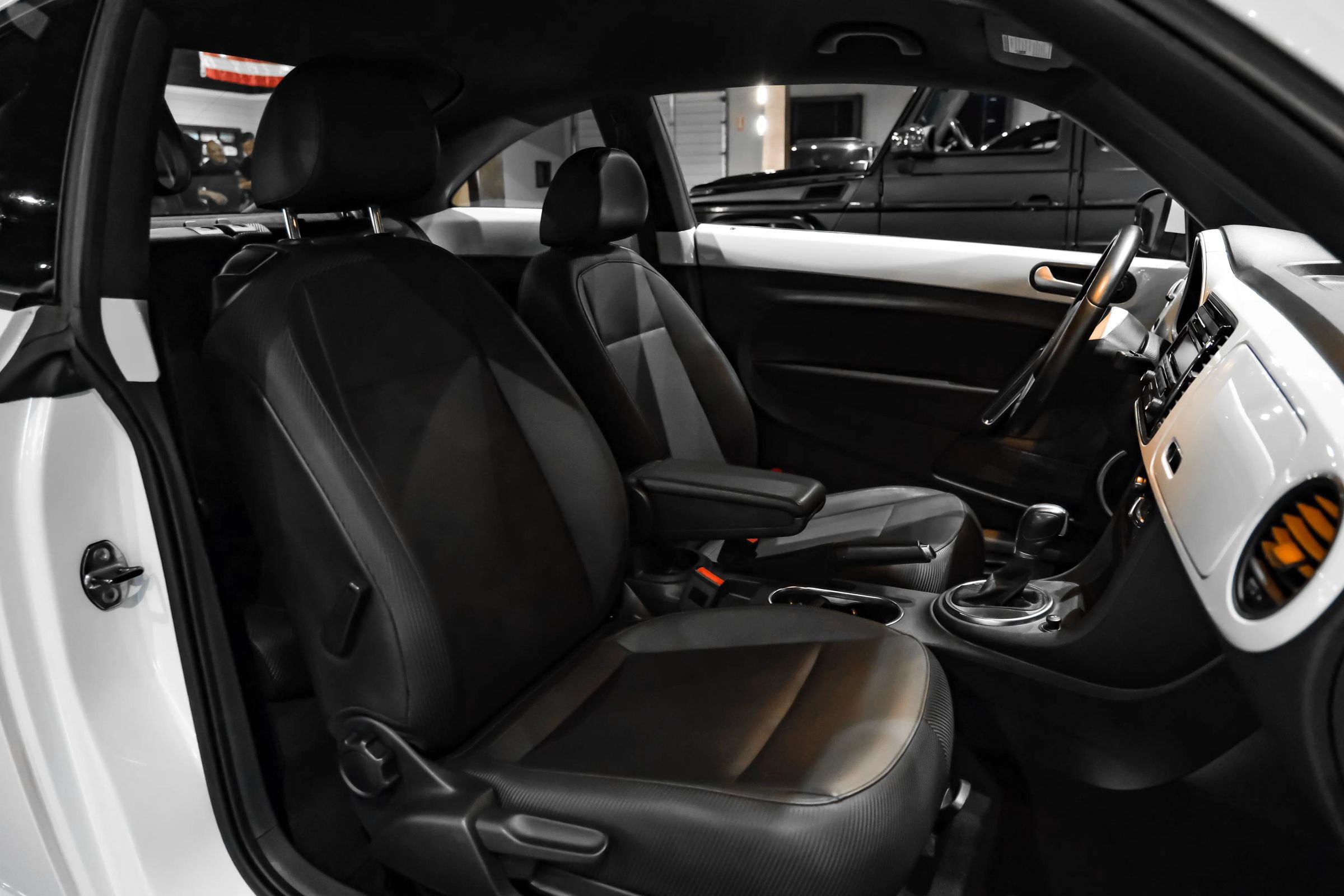 Used 2015 Volkswagen Beetle 1.8T FWD image 22