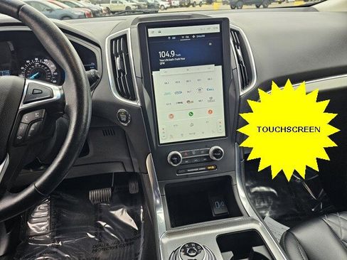 Used 2024 Ford Edge Titanium image 17