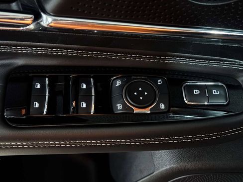 Certified 2026 Lincoln Corsair Premiere AWD/4WD image 7
