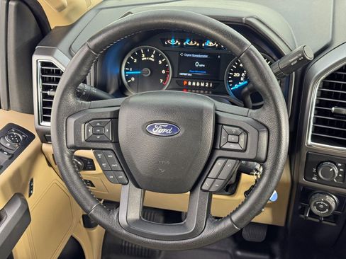 Used 2016 Ford F150 XLT w/ Equipment Group 301A Mid image 18