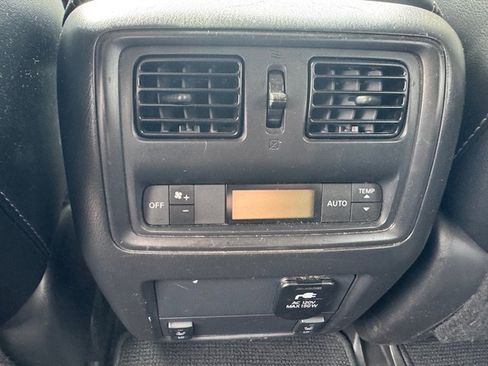 Used 2017 Nissan Pathfinder Platinum w/ Cargo Package image 14