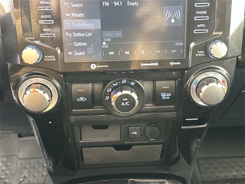 Used 2020 Toyota 4Runner TRD Off-Road Premium image 15