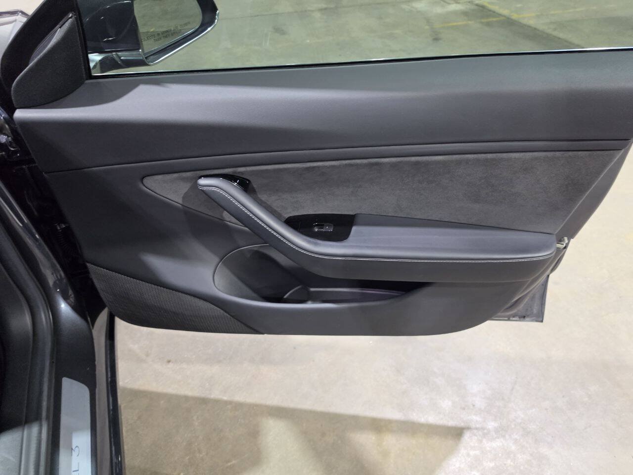 Used 2018 Tesla Model 3 Long Range AWD/4WD image 31