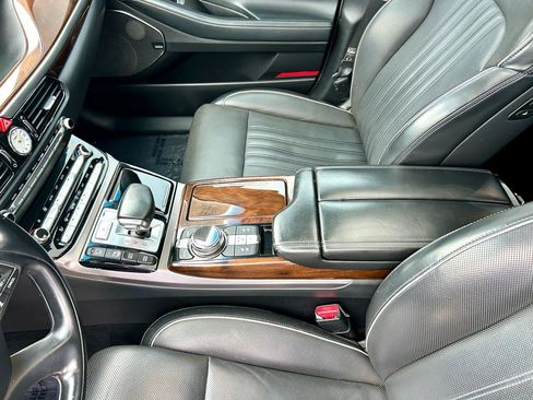 Used 2019 Genesis G90 5.0 Ultimate RWD image 22