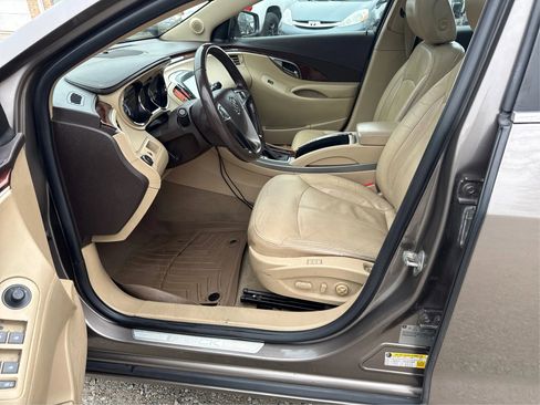 Used 2011 Buick LaCrosse CXL image 10