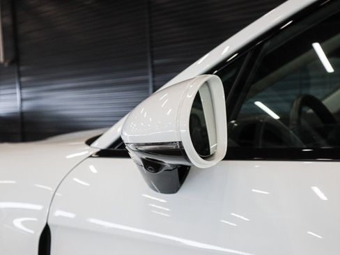 Certified 2025 Porsche Panamera image 29