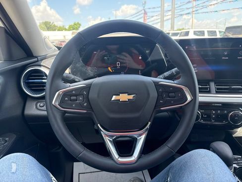 New 2026 Chevrolet Trax LT w/ Driver Confidence Package FWD image 13