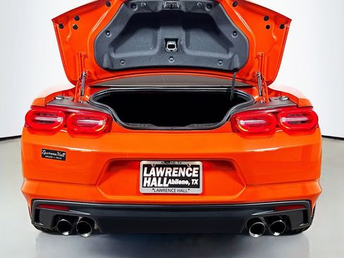 Used 2020 Chevrolet Camaro LT RWD image 21