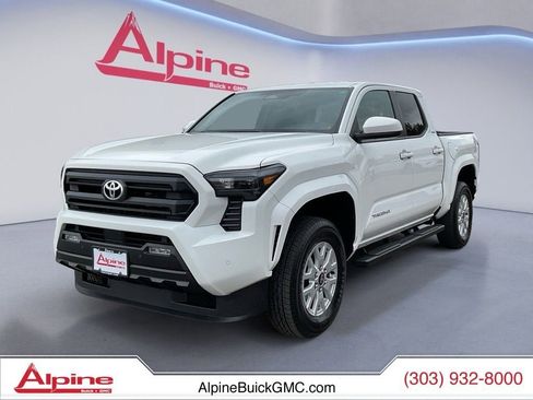 Used 2025 Toyota Tacoma SR5 AWD/4WD image 1