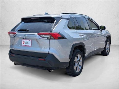 Used 2025 Toyota RAV4 XLE AWD/4WD image 5