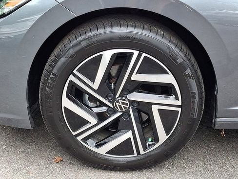 Certified 2022 Volkswagen Jetta SEL FWD image 28