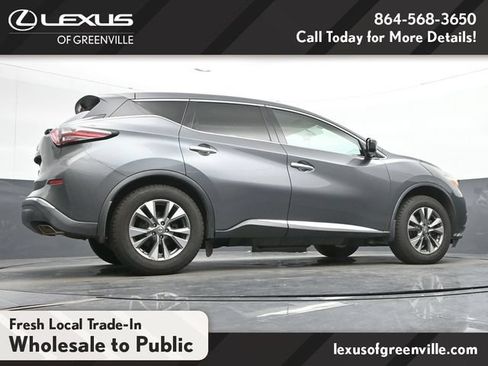 Used 2016 Nissan Murano S FWD image 12