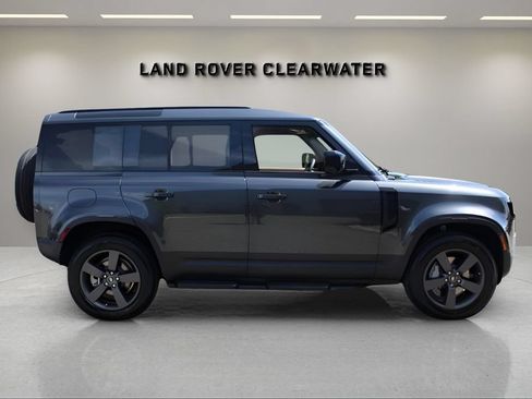 New 2025 Land Rover Defender 110 S AWD/4WD image 6