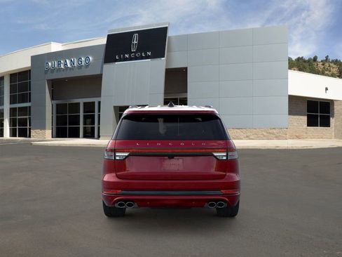New 2026 Lincoln Aviator Reserve image 5