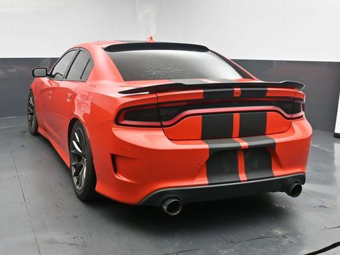 Used 2016 Dodge Charger SRT w/ Harman/Kardon Audio Group image 6