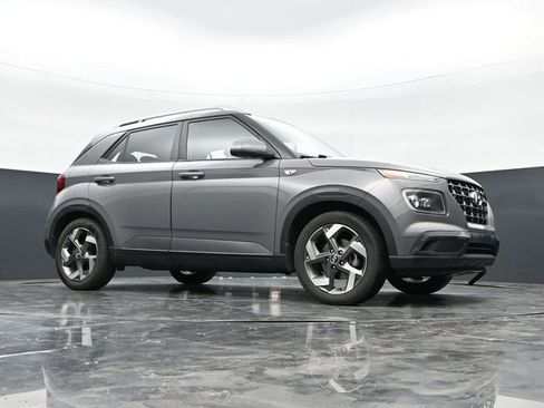 Used 2020 Hyundai Venue SEL w/ Convenience + Premium Package FWD image 34