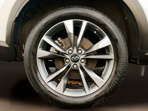 Used 2023 INFINITI QX60 Luxe image 40