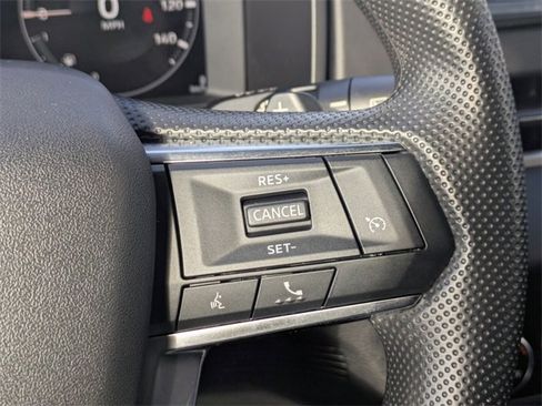 New 2025 Mitsubishi Outlander ES image 27