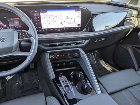 New 2025 Audi Q5 Premium Plus image 6