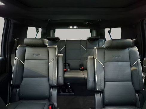 New 2026 Cadillac Escalade ESV Sport AWD/4WD image 45