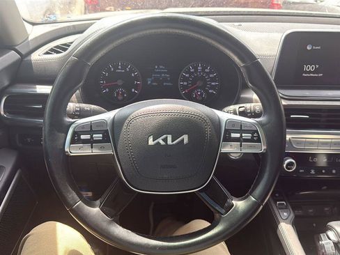 Used 2022 Kia Telluride EX w/ EX Premium Package AWD/4WD image 3