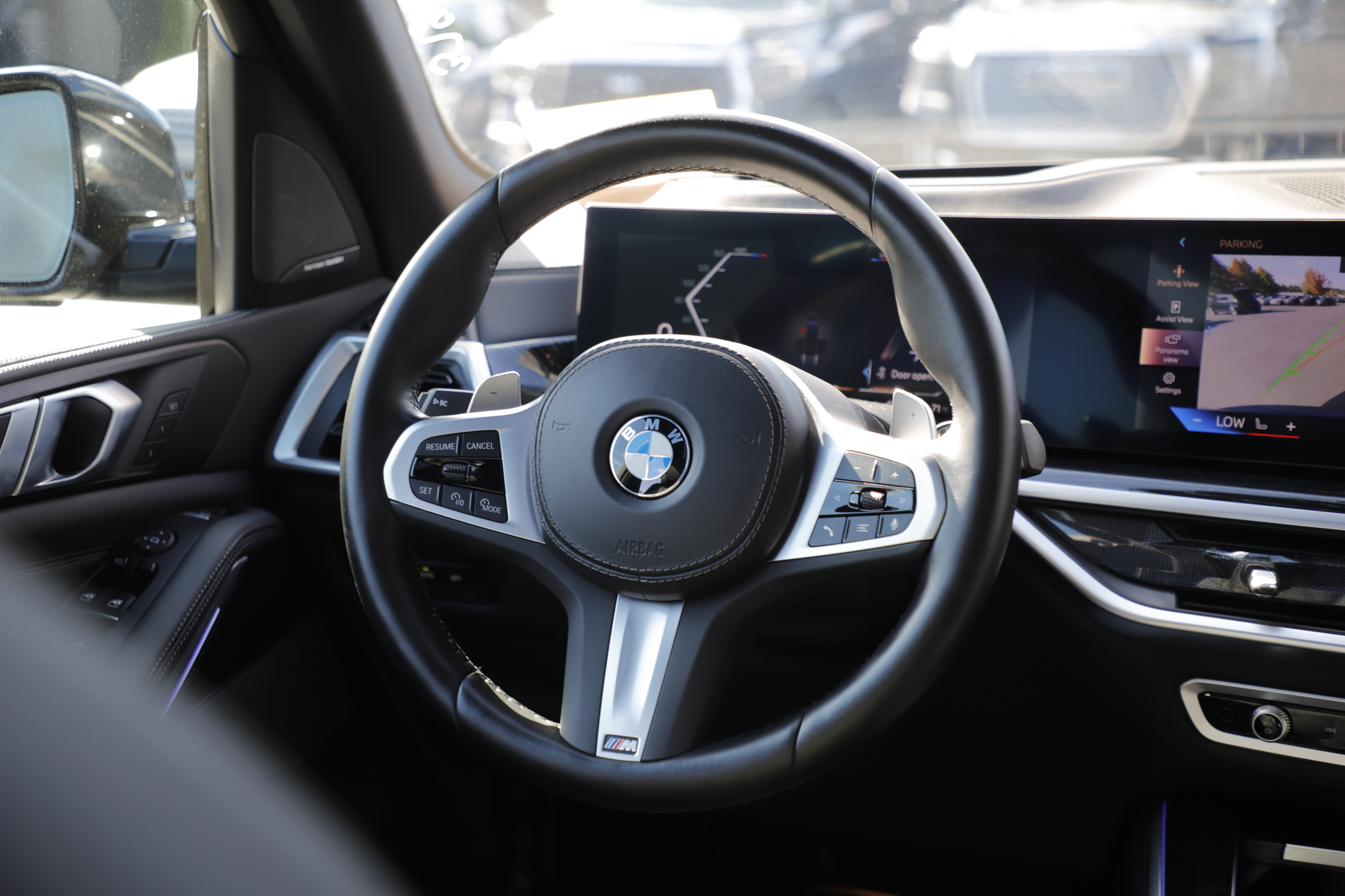 Used 2025 BMW X5 xDrive40i w/ M Sport Package AWD/4WD image 19
