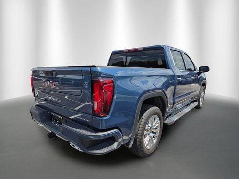 Used 2025 GMC Sierra 1500 Denali w/ Technology Package AWD/4WD image 4