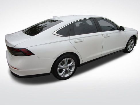 Used 2023 Honda Accord LX image 7