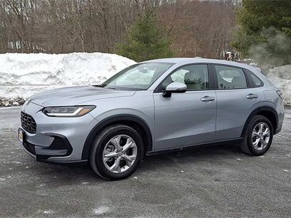 Used 2025 Honda HR-V LX
