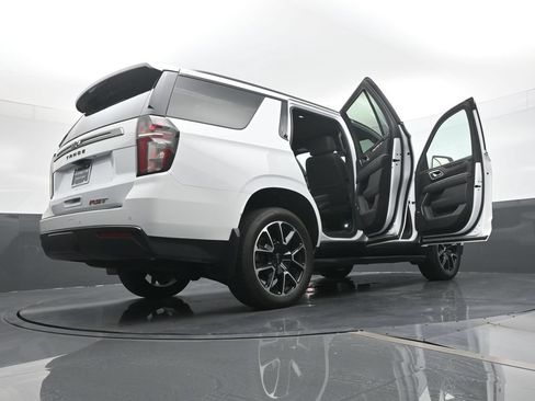 Used 2022 Chevrolet Tahoe RST w/ Luxury Package AWD/4WD image 25