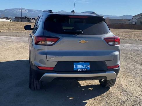 Used 2023 Chevrolet TrailBlazer LT w/ Convenience Package image 7