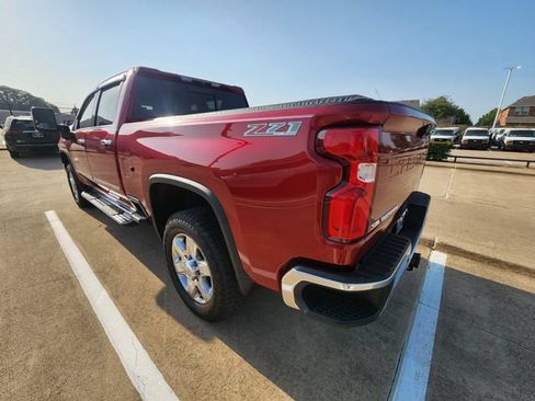 Used 2022 Chevrolet Silverado 2500 LTZ w/ LTZ Plus Package AWD/4WD image 4