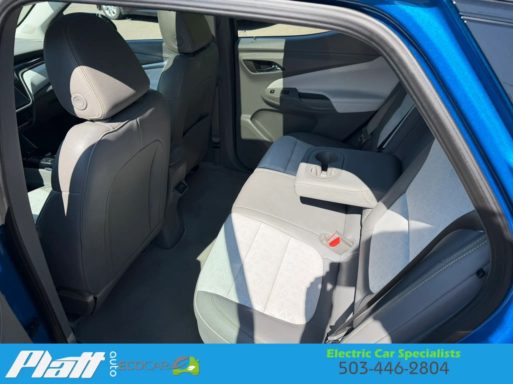 Used 2022 Chevrolet Bolt EUV Premier w/ Sun & Sound Package FWD image 36