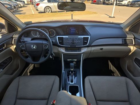 Used 2014 Honda Accord LX image 14