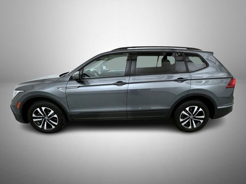 Used 2022 Volkswagen Tiguan S image 8