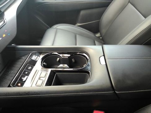 Used 2025 Nissan Murano SV FWD image 38