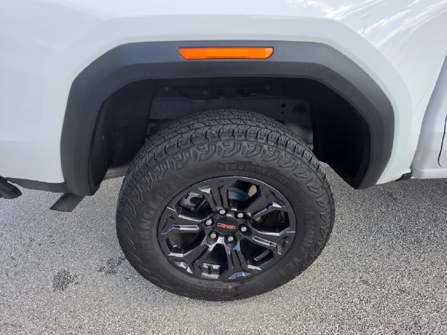 Used 2024 GMC Canyon Elevation RWD image 13