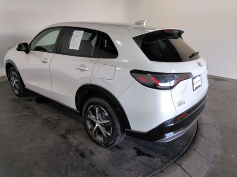 Used 2023 Honda HR-V EX-L image 8