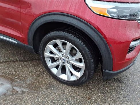 Certified 2023 Ford Explorer Platinum w/ Premium Technology Package image 4