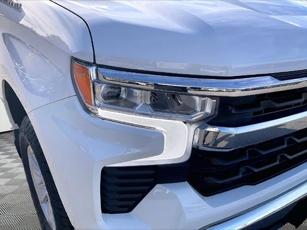 Used 2025 Chevrolet Silverado 1500 LT AWD/4WD image 28